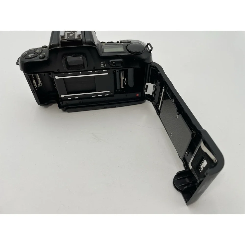 Nikon N6006 35mm SLR Film Camera- BODY ONLY-READ
